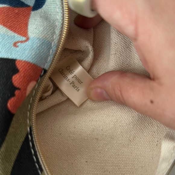 Clarins Abstract Art Canvas Cosmetic Pouch - Picture 8 of 8